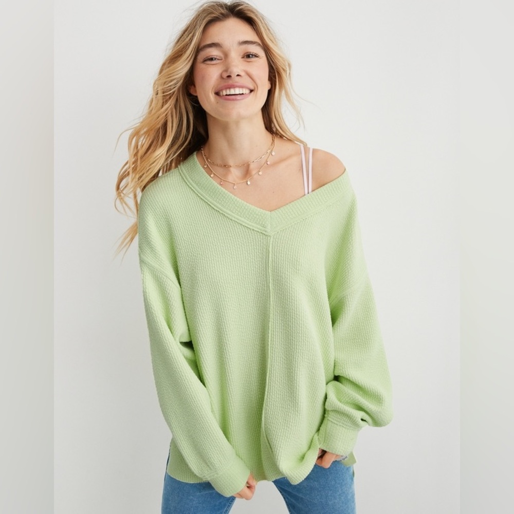 Aerie Wonder V-Neck Textured Sweatshirt in Green Glow Donating 09-23-2023